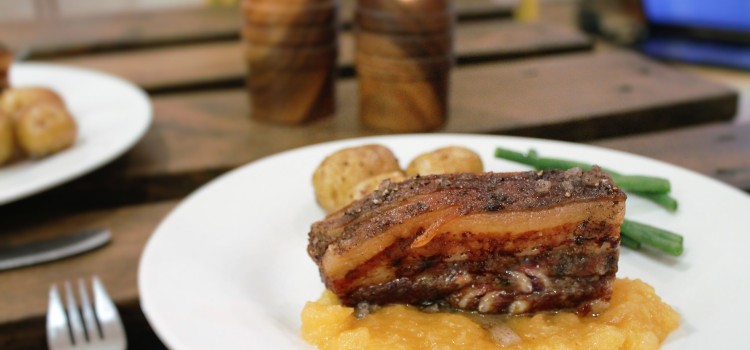 Slow cooked pork belly with apple sauce